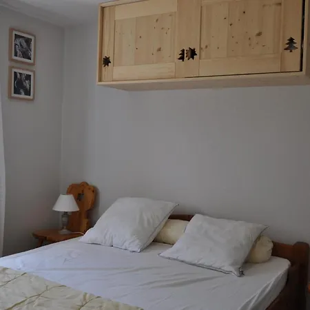 Pierre Blanche 7-8 - Chamroc Immobilier *